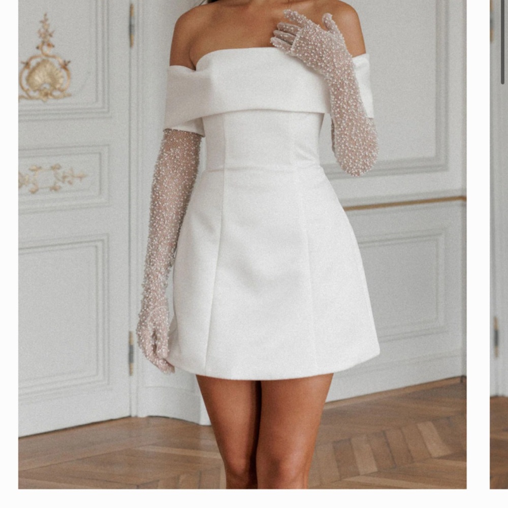 Strapless  bridal White Dress